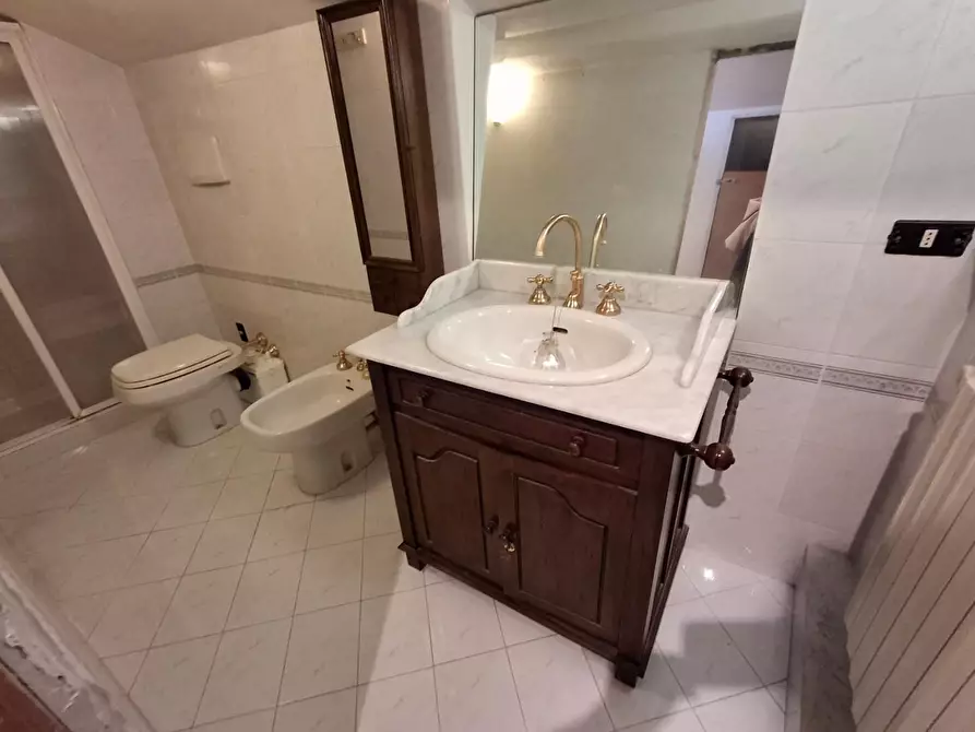 Immagine 15 di Appartamento in vendita  a Vinci