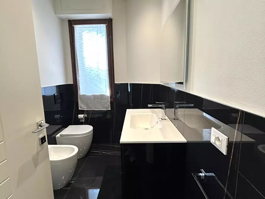 Immagine 8 di Appartamento in vendita  a Empoli