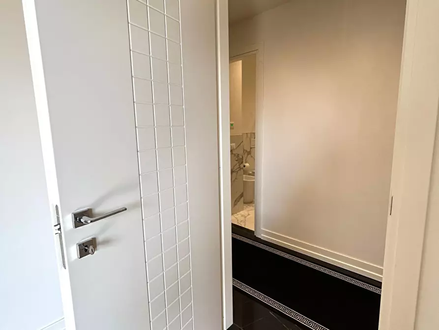 Immagine 23 di Appartamento in vendita  a Empoli