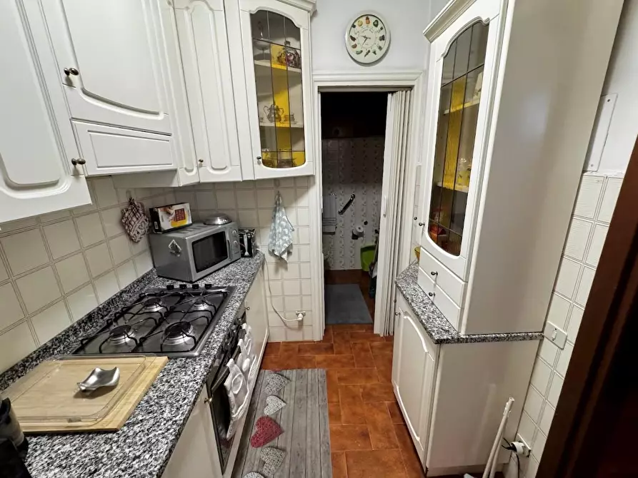 Immagine 15 di Appartamento in vendita  a Pisa