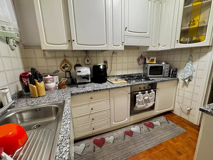 Immagine 16 di Appartamento in vendita  a Pisa