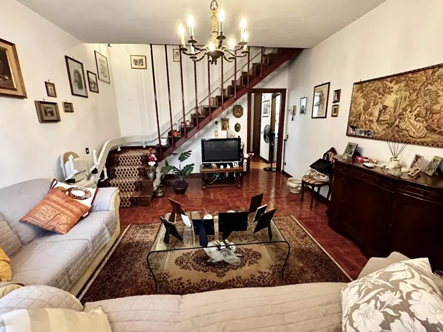 Immagine 6 di Appartamento in vendita  a Pisa