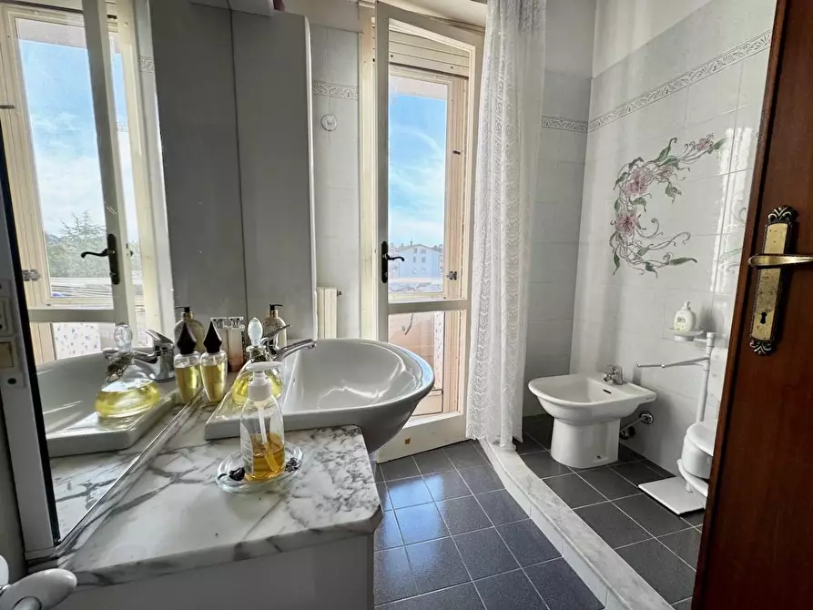 Immagine 32 di Appartamento in vendita  a Pisa