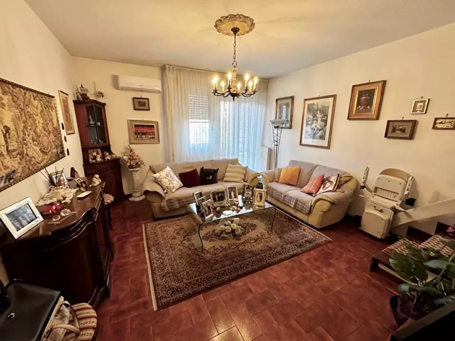 Immagine 5 di Appartamento in vendita  a Pisa