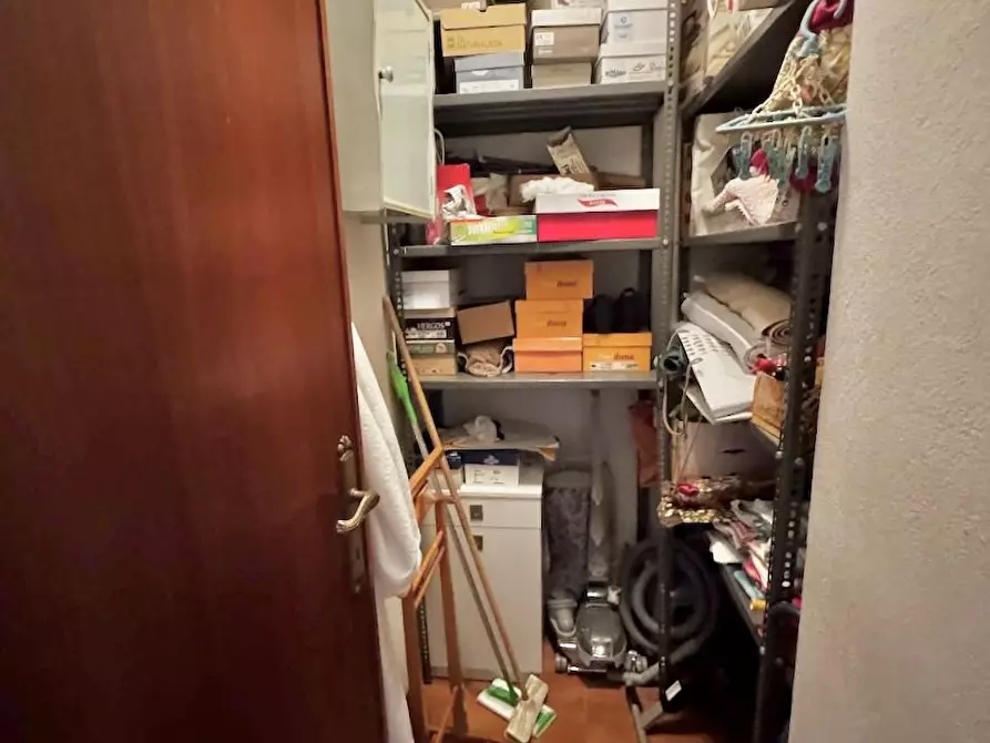 Immagine 31 di Appartamento in vendita  a Pisa