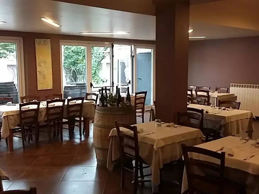 Immagine 18 di Bar / Ristorante in vendita  a San Maurizio Canavese