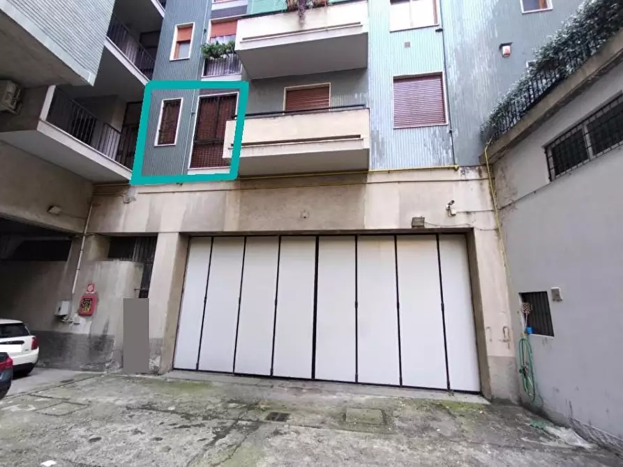 Immagine 1 di Appartamento in vendita  a Milano