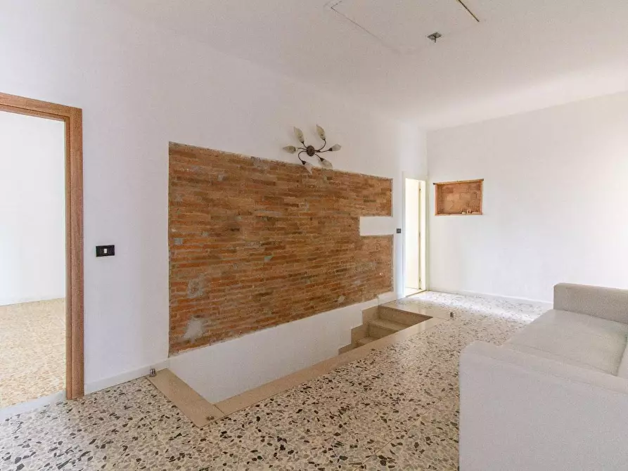 Immagine 15 di Terratetto in vendita  a Cascina