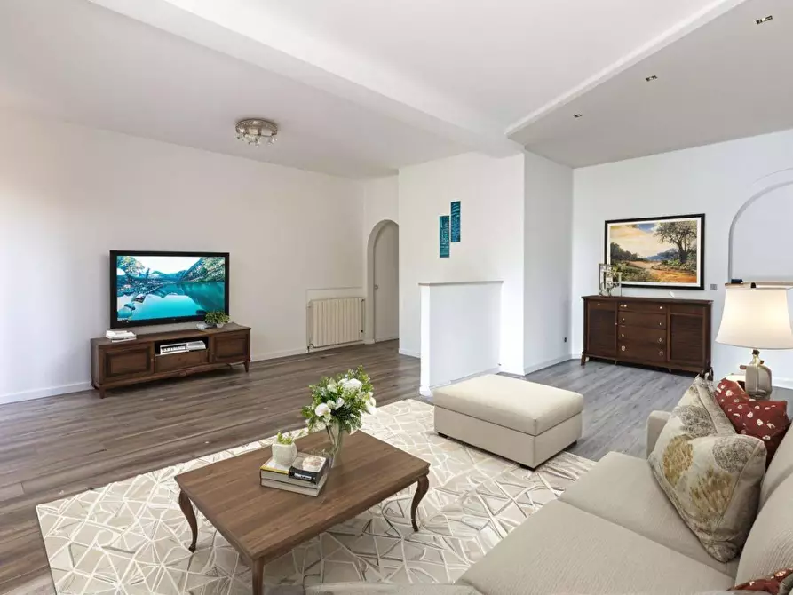 Immagine 1 di Terratetto in vendita  a Cascina