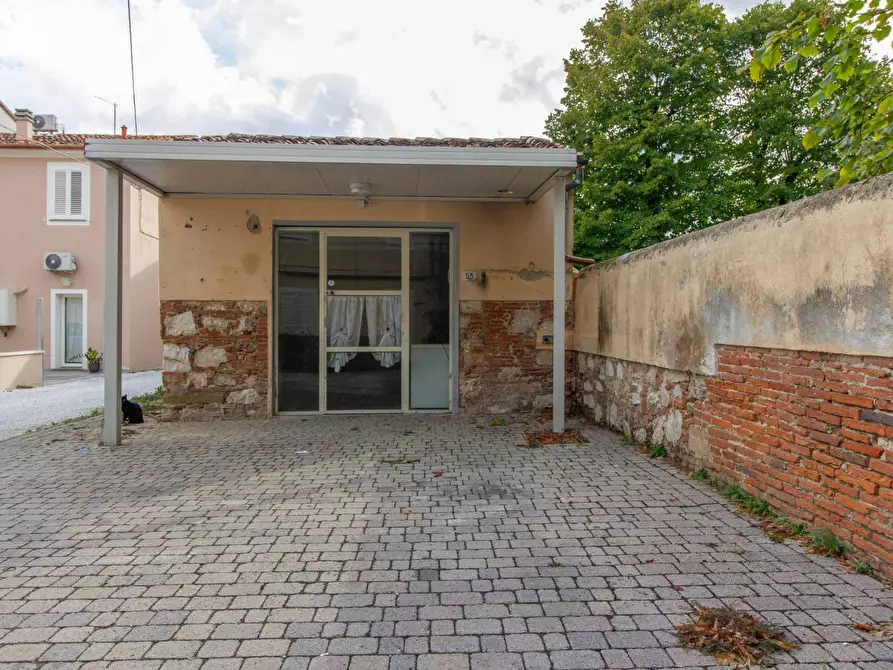 Immagine 36 di Terratetto in vendita  a Cascina