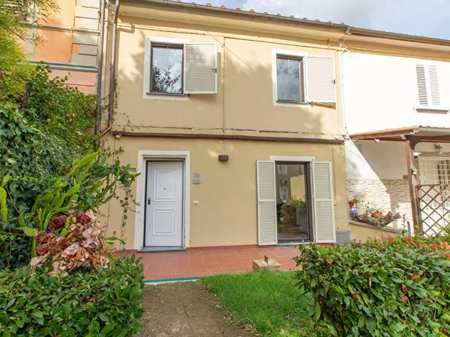 Immagine 34 di Terratetto in vendita  a Cascina