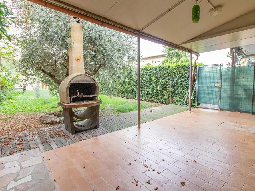 Immagine 28 di Terratetto in vendita  a Cascina