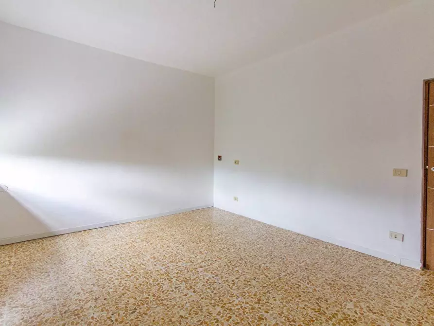 Immagine 19 di Terratetto in vendita  a Cascina