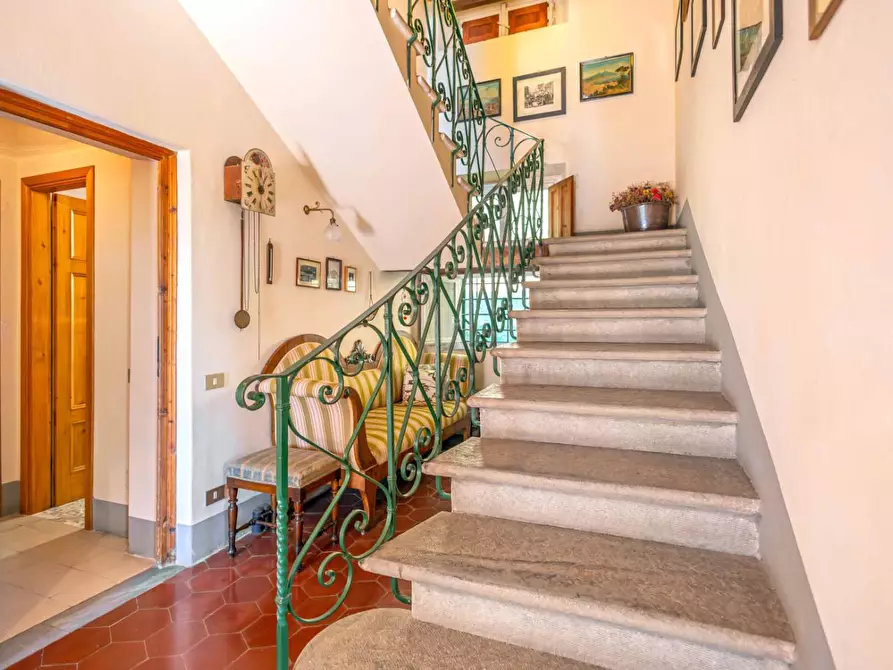Immagine 13 di Villa in vendita  a Pescaglia