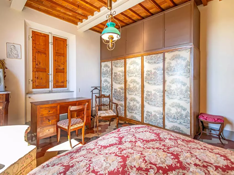 Immagine 26 di Villa in vendita  a Pescaglia