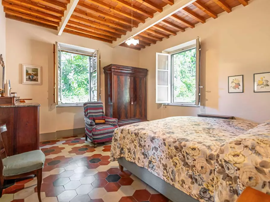 Immagine 23 di Villa in vendita  a Pescaglia