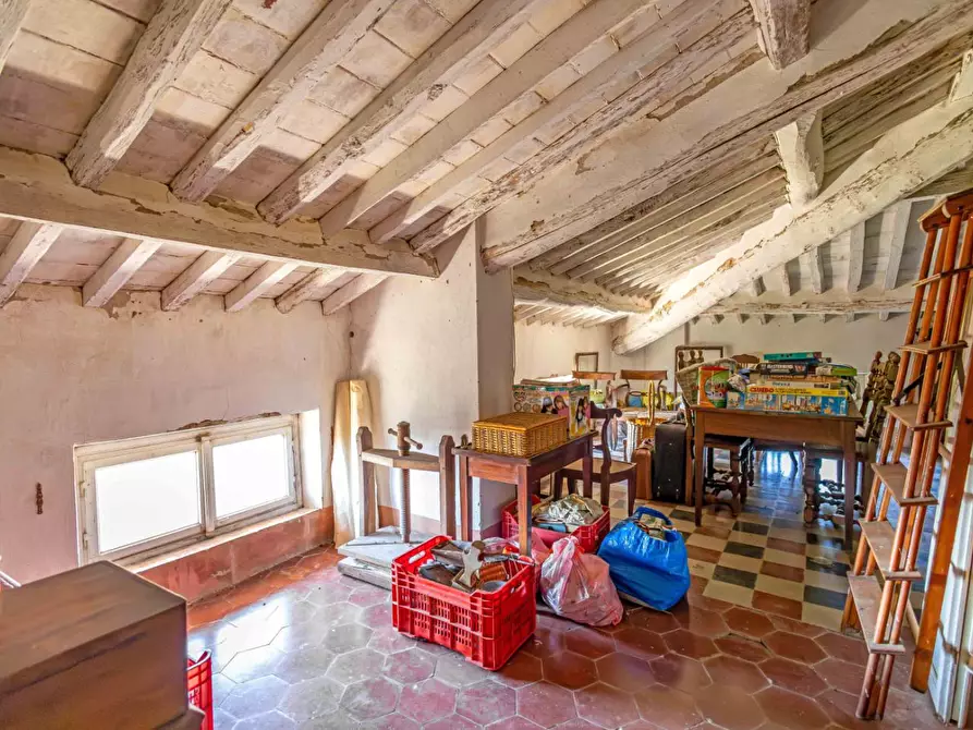 Immagine 35 di Villa in vendita  a Pescaglia