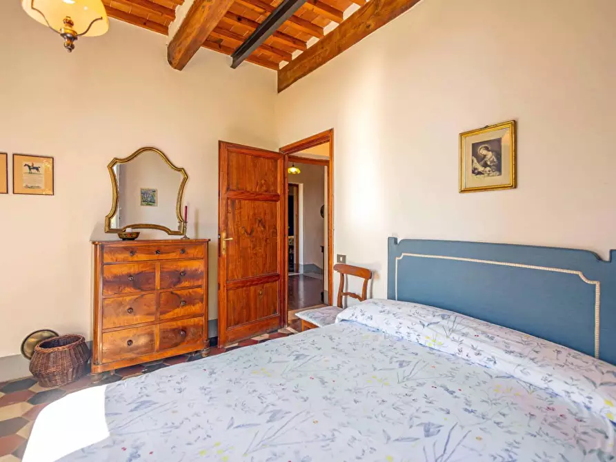 Immagine 29 di Villa in vendita  a Pescaglia