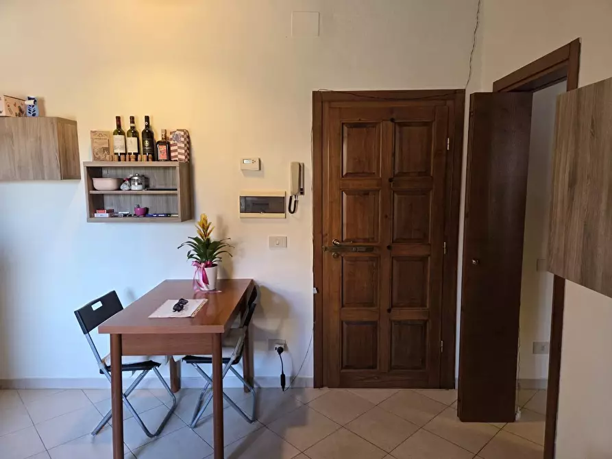 Immagine 4 di Appartamento in vendita  a Siena