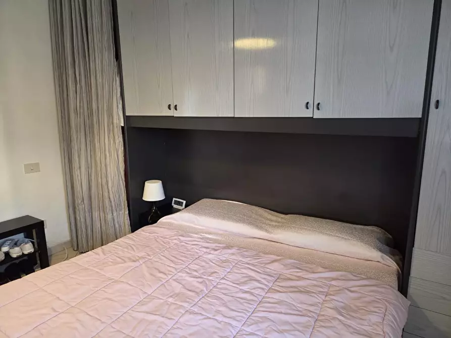 Immagine 22 di Appartamento in vendita  a Siena