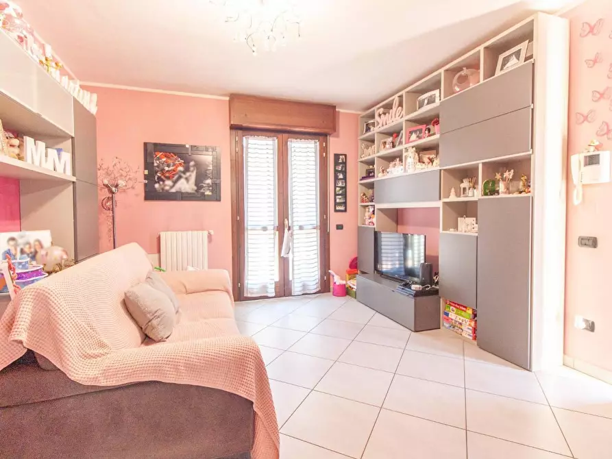 Immagine 9 di Appartamento in vendita  a Cascina