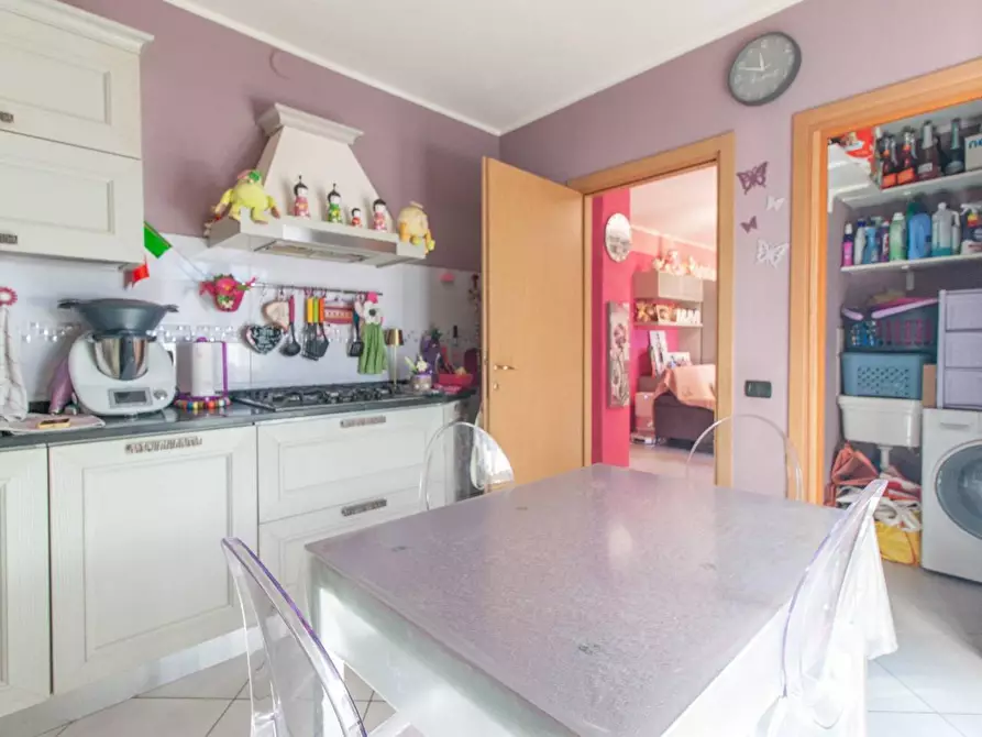 Immagine 16 di Appartamento in vendita  a Cascina