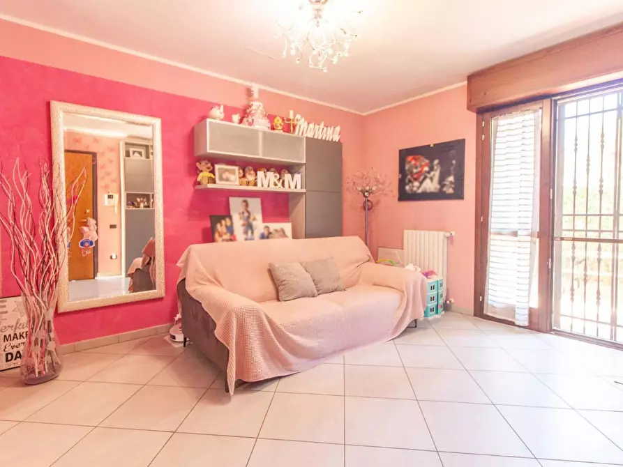 Immagine 4 di Appartamento in vendita  a Cascina