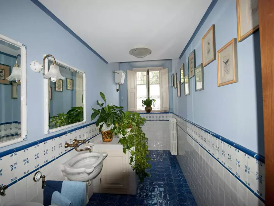 Immagine 28 di Villa in vendita  a Castelfranco Di Sotto