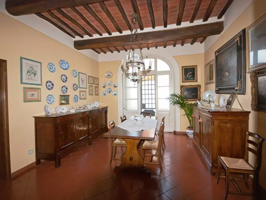 Immagine 15 di Villa in vendita  a Castelfranco Di Sotto