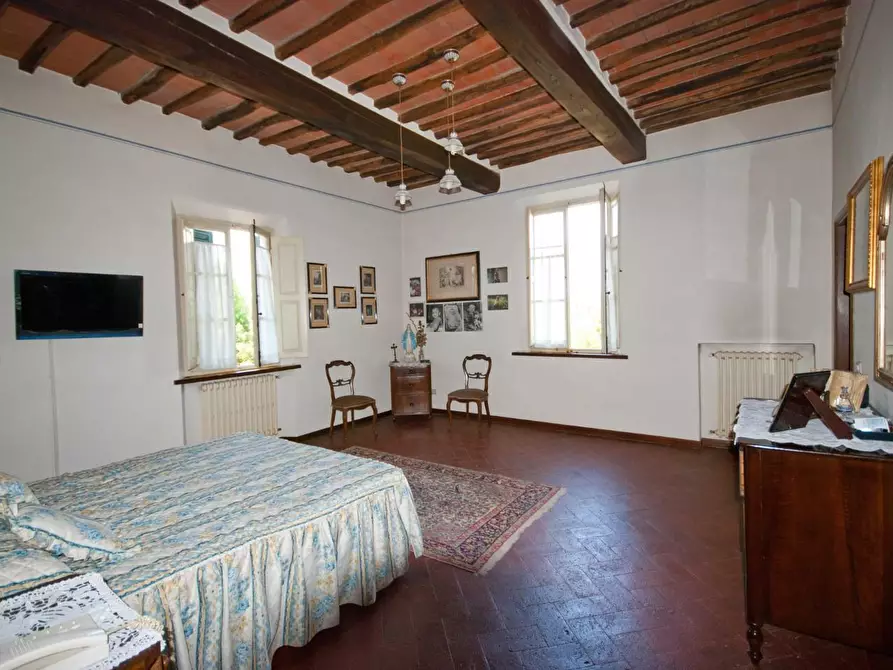 Immagine 23 di Villa in vendita  a Castelfranco Di Sotto