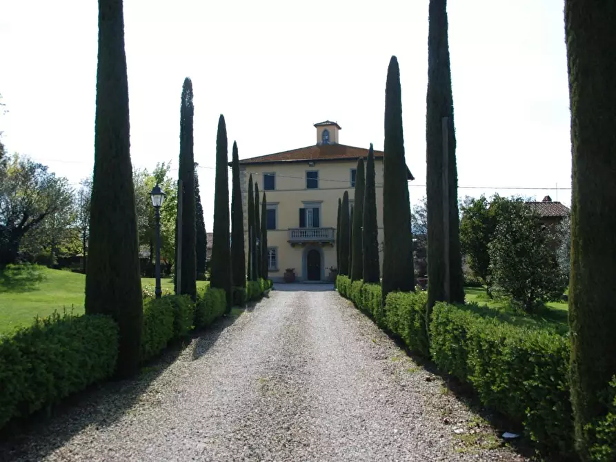Immagine 6 di Villa in vendita  a Castelfranco Di Sotto