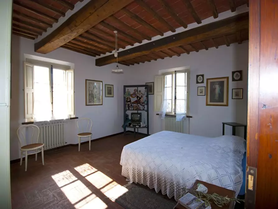 Immagine 26 di Villa in vendita  a Castelfranco Di Sotto