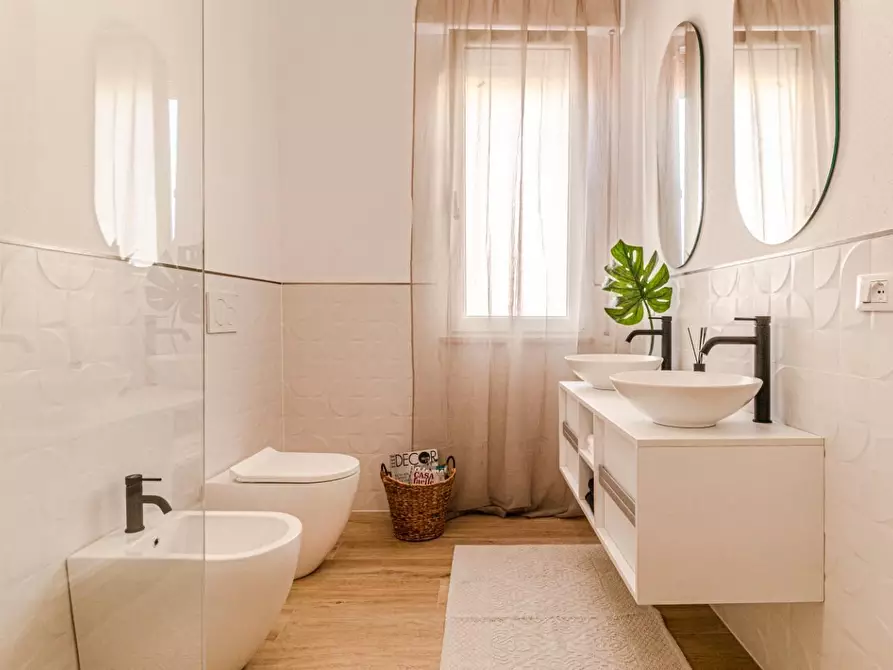 Immagine 33 di Appartamento in vendita  a Pontedera