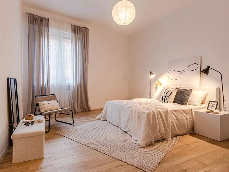 Immagine 26 di Appartamento in vendita  a Pontedera