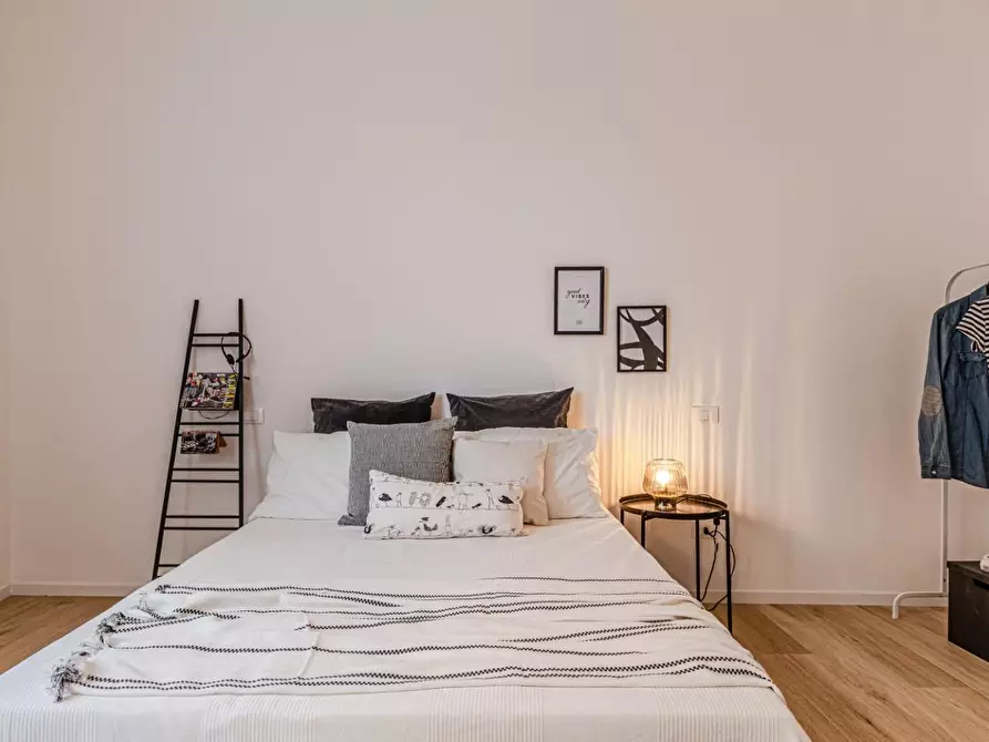 Immagine 20 di Appartamento in vendita  a Pontedera