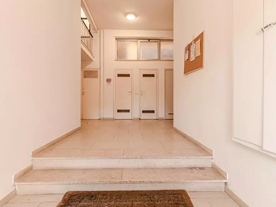 Immagine 65 di Appartamento in vendita  a Pontedera