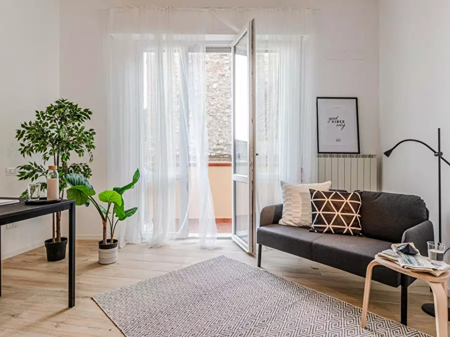 Immagine 46 di Appartamento in vendita  a Pontedera