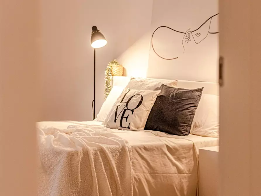 Immagine 25 di Appartamento in vendita  a Pontedera