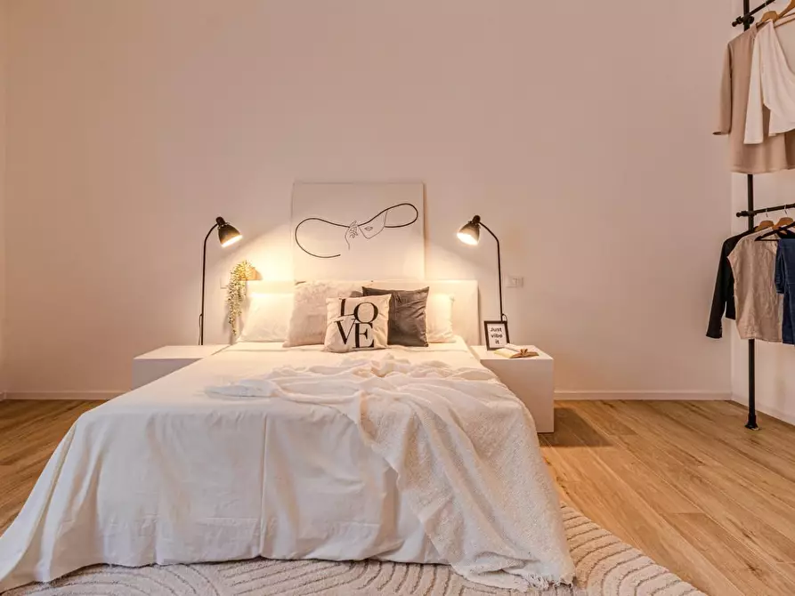 Immagine 27 di Appartamento in vendita  a Pontedera