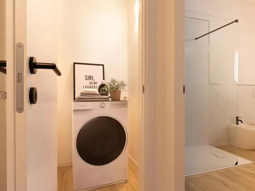 Immagine 31 di Appartamento in vendita  a Pontedera