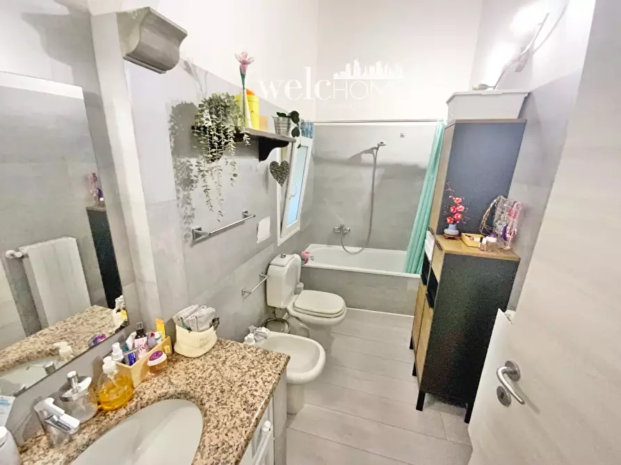 Immagine 14 di Appartamento in vendita  a Campi Bisenzio