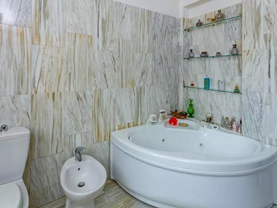 Immagine 16 di Casa semindipendente in vendita  a Pisa