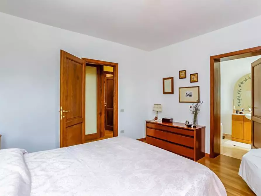 Immagine 10 di Casa semindipendente in vendita  a Pisa