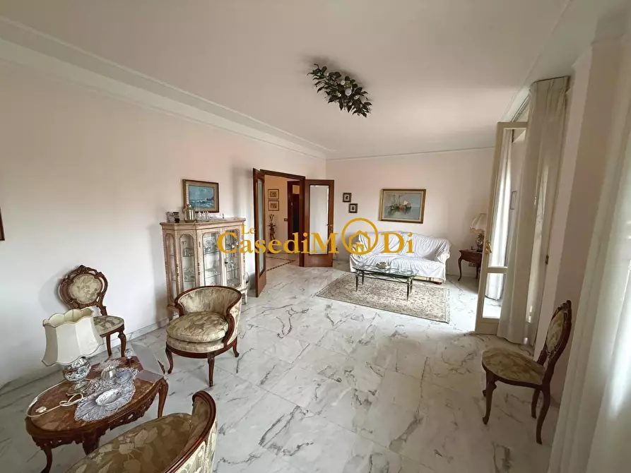 Immagine 9 di Appartamento in affitto  a Livorno