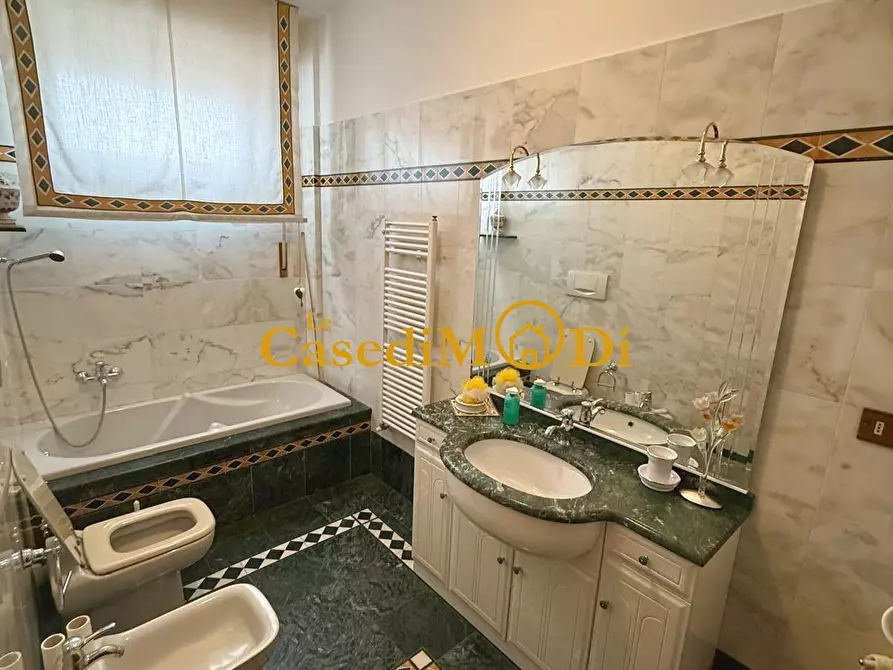 Immagine 26 di Appartamento in affitto  a Livorno