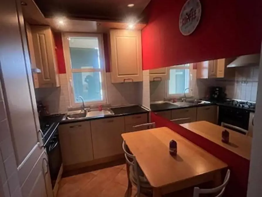 Immagine 1 di Appartamento in vendita  a Fosdinovo