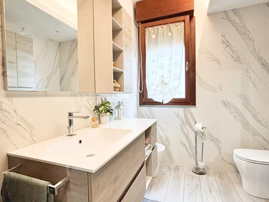 Immagine 23 di Appartamento in vendita  a Empoli