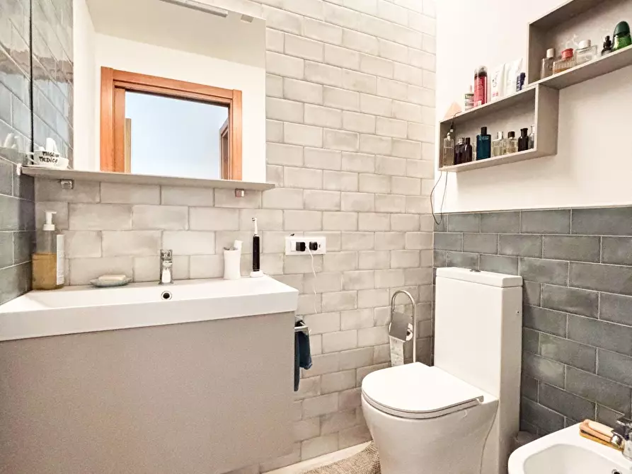 Immagine 33 di Appartamento in vendita  a Empoli