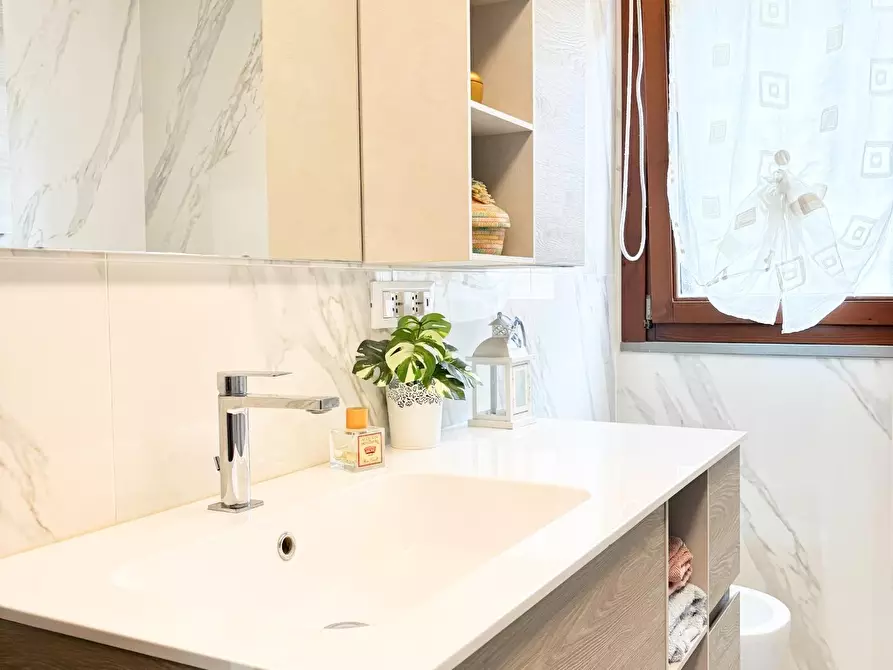 Immagine 26 di Appartamento in vendita  a Empoli