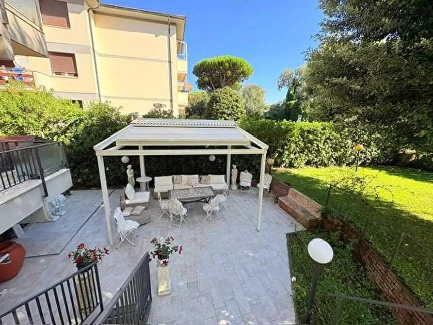 Immagine 11 di Appartamento in affitto  a Pisa